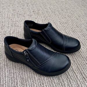 Clark's Women's Carleigh Ray Oxfords; Size 9M